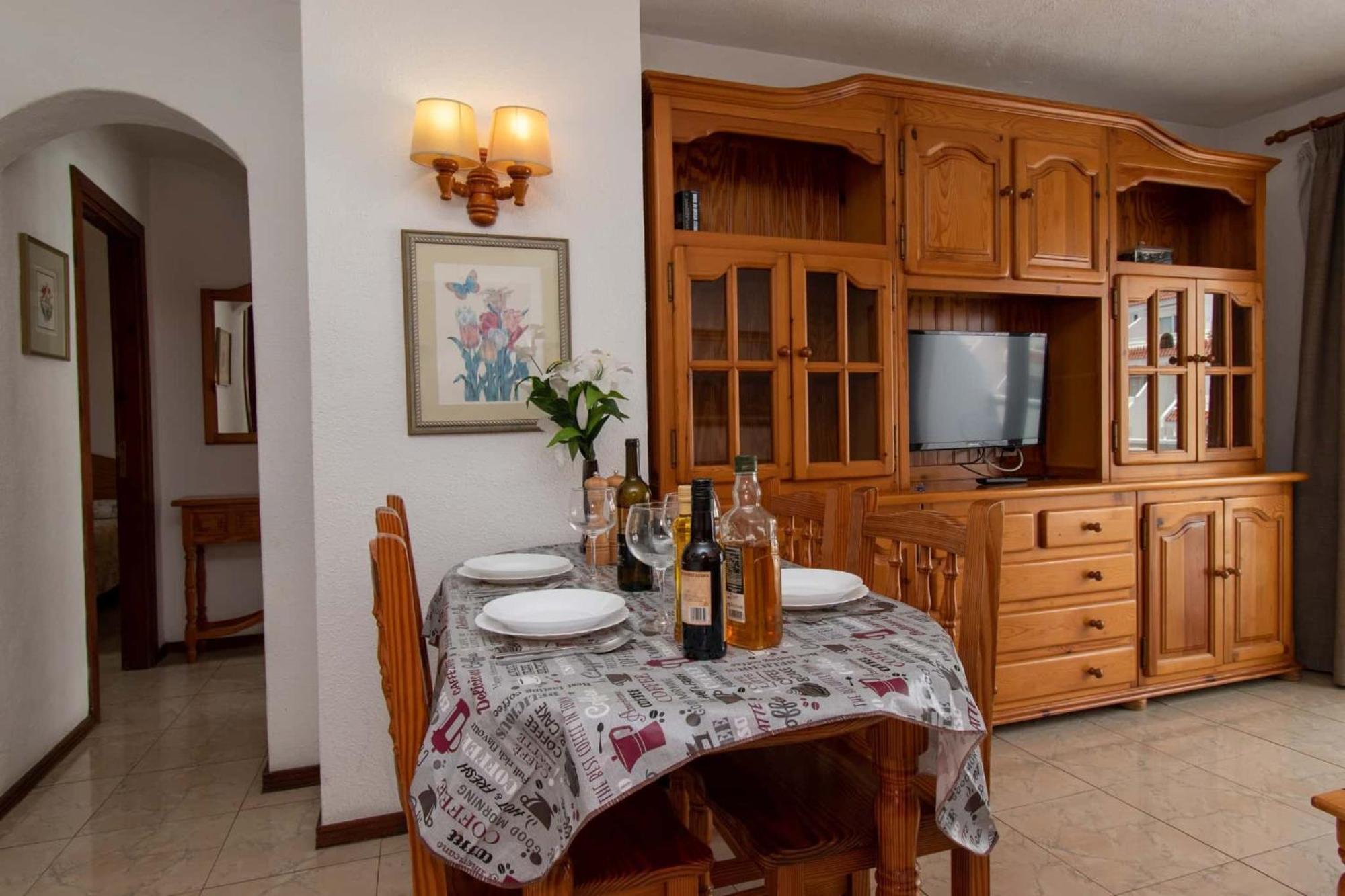 Apartment Blanquitas 9 *